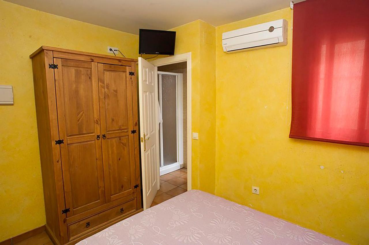 Hostal Velarde Talavera de la Reina Zewnętrze zdjęcie