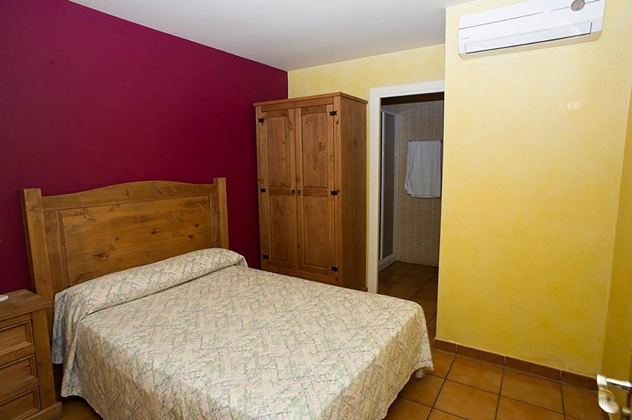 Hostal Velarde Talavera de la Reina Zewnętrze zdjęcie