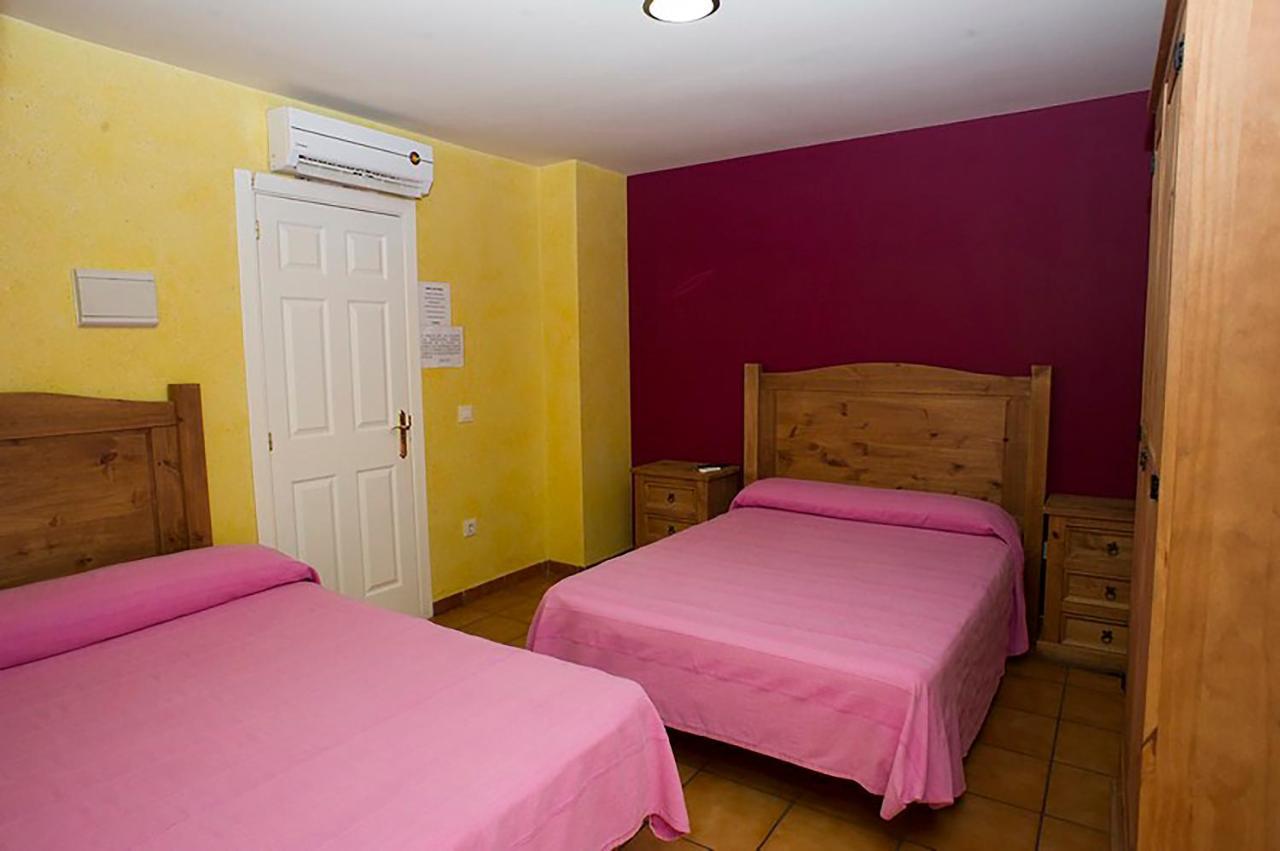 Hostal Velarde Talavera de la Reina Zewnętrze zdjęcie